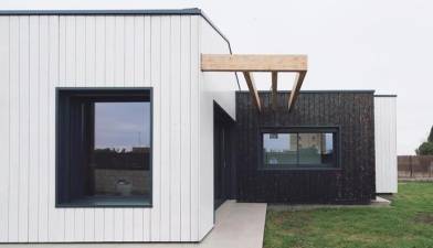 La arquitecta Claudina Relat ha diseñado esta casa de nueva construcción.