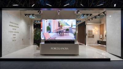 Detalle del estand de Porcelanosa en Cersaie 2024.