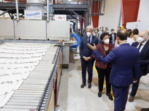 Imágenes de la presentación en las instalaciones de Equipe Cerámicas en la localidad castellonense de Onda.