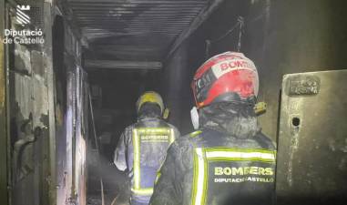 Actuación de los bomberos en las instalaciones de Arciblansa.