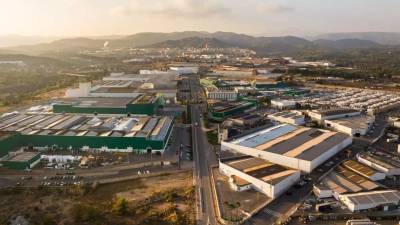 Imagen aérea de las zonas industriales de l’Alcora.