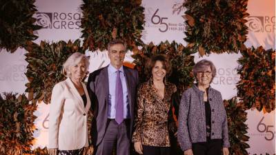 El ‘photocall’ del evento, con Rosa Sugrañes, Marcelino Sugrañes, Marta Sugrañes y Montse Sugrañes.