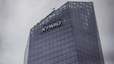 Sede de KPMG en España situada en la Torre de Cristal, en Madrid.