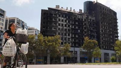 El edificio incendiado en Campanar