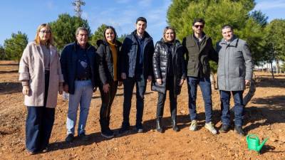 $!Argenta Cerámica celebra el Día del Árbol con la donación de 100 pinos a Vall d’Alba