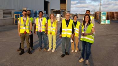 Luis Guaita y Carla Villacis en la visita realizada a las instalaciones de Keraben Grupo.