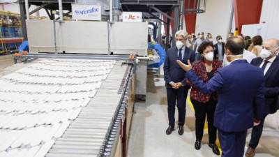 Imágenes de la presentación en las instalaciones de Equipe Cerámicas en la localidad castellonense de Onda.