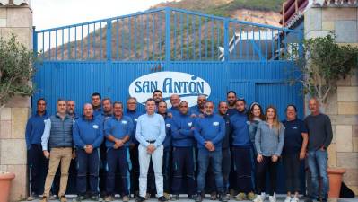 Parte del equipo de Almacenes San Antón Mijas, en Mijas Costa (Málaga).