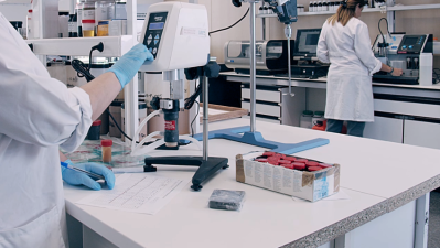 Uno de los laboratorios del Instituto de Tecnología Cerámca.