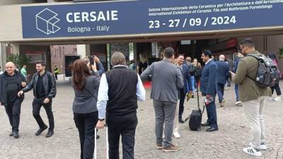 El acceso principal de BolognaFiere, donde se celebra Cersaie desde este lunes.