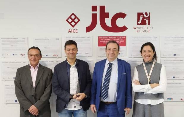 $!José Miquel, presidente de Asebec; Manuel Rosalén, director general de Industria de la Generalitat valenciana; Juan Vicente Bono, presidente del ITC, y Yolanda Reig, directora general del ITC.