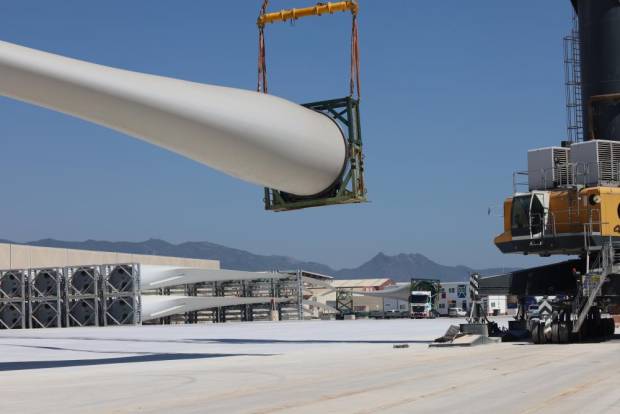 $!PortCastelló se convertirá en hub de energía eólica marina flotante en el Mediterráneo