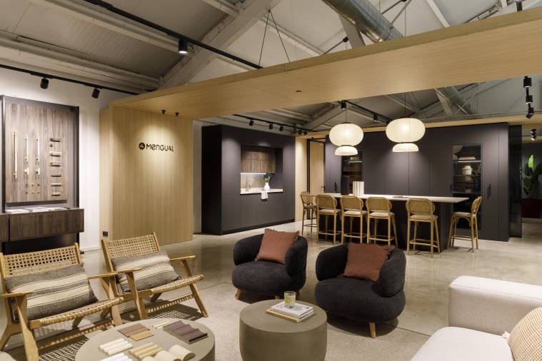 Galería de Fotos | CirculoCuadrado Studio diseña el nuevo showroom de Mengual en Barcelona