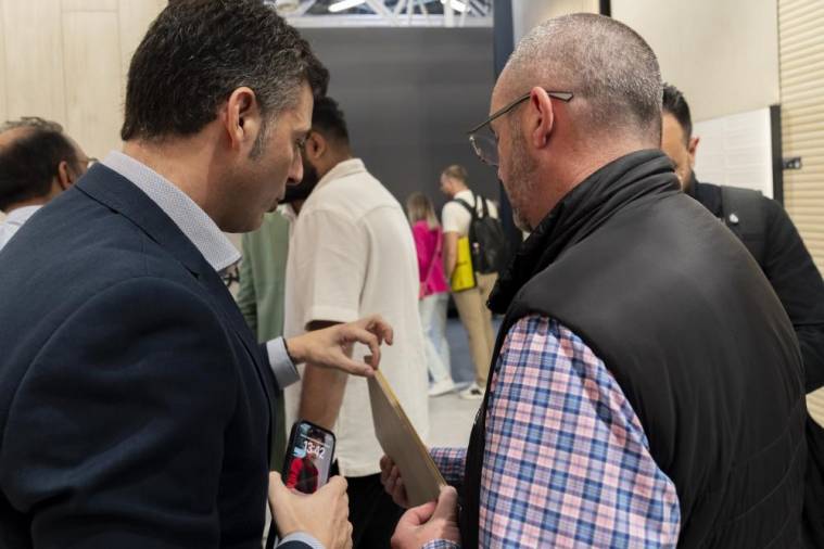 Galería de fotos | TAU Cerámica, tendencias y tecnología en su estand de Bolonia