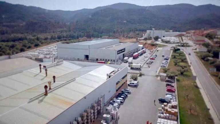 Una firma cerámica castellonense inaugura esta semana un «horno eléctrico pionero en el sector»