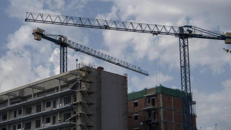 Los costes de la construcción de viviendas en España dan un respiro a los promotoras