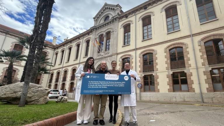 La Asociación de Técnicos Cerámicos hace entrega de su donación a la Fundación Hospital Provincial de Castellón