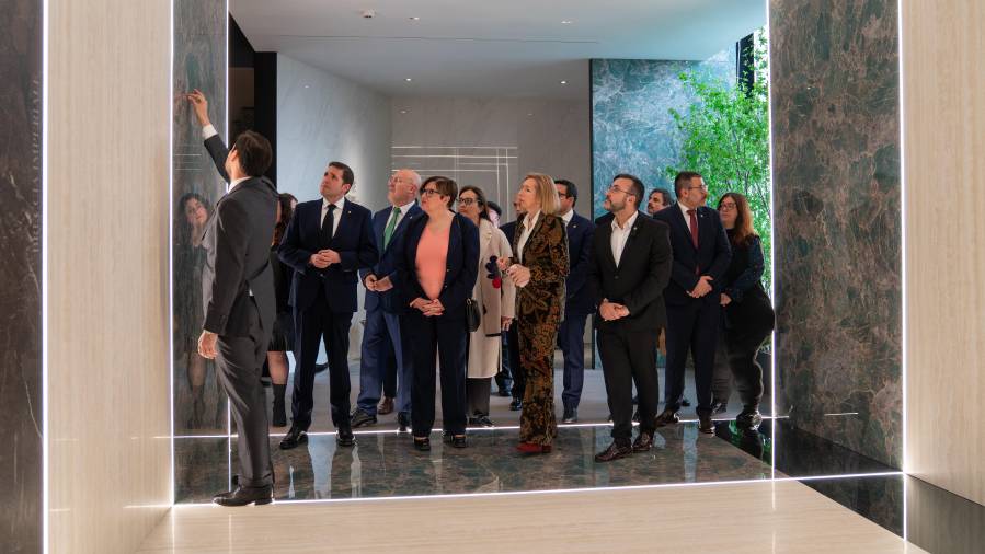 Galería de fotos | La primera jornada de la Muestra Internacional de Porcelanosa Grupo