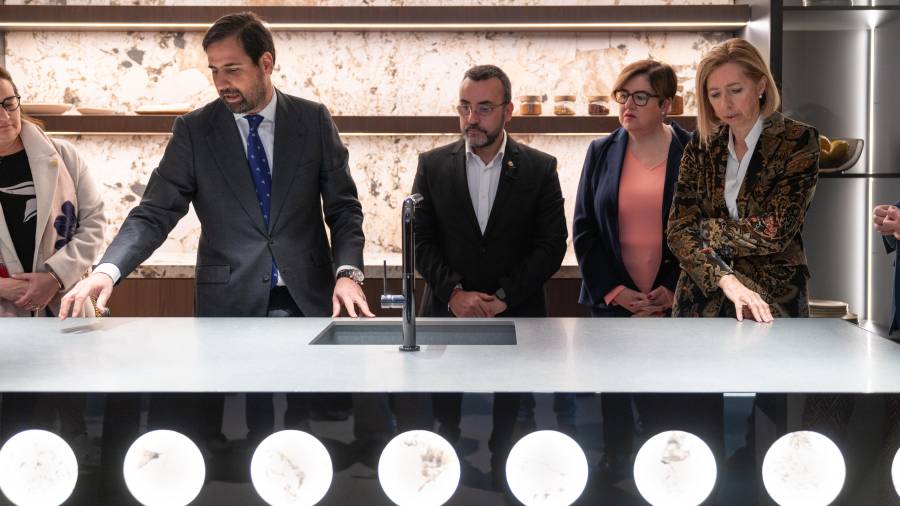 Galería de fotos | La primera jornada de la Muestra Internacional de Porcelanosa Grupo