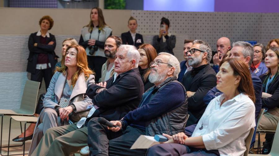 Galería de fotos | Premio a los mejores estands de Cevisama y homenaje a Antonio Salinas