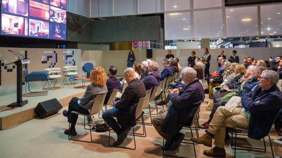 Galería de fotos | Premio a los mejores estands de Cevisama y homenaje a Antonio Salinas