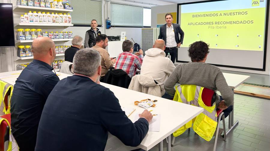 Galería de fotos | Encuentro de profesionales españoles en la sede de Fila en Italia