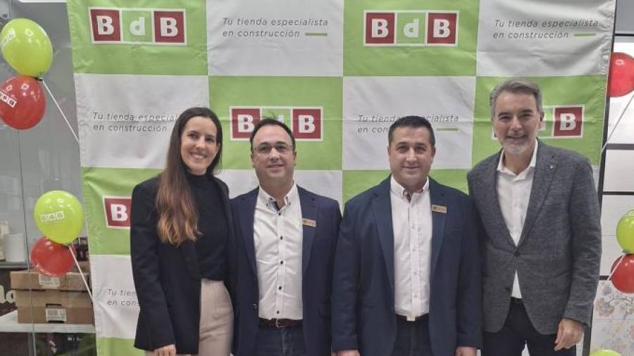 Galería de fotos | Estreno de las nuevas instalaciones de BdB Azulejos Aurora